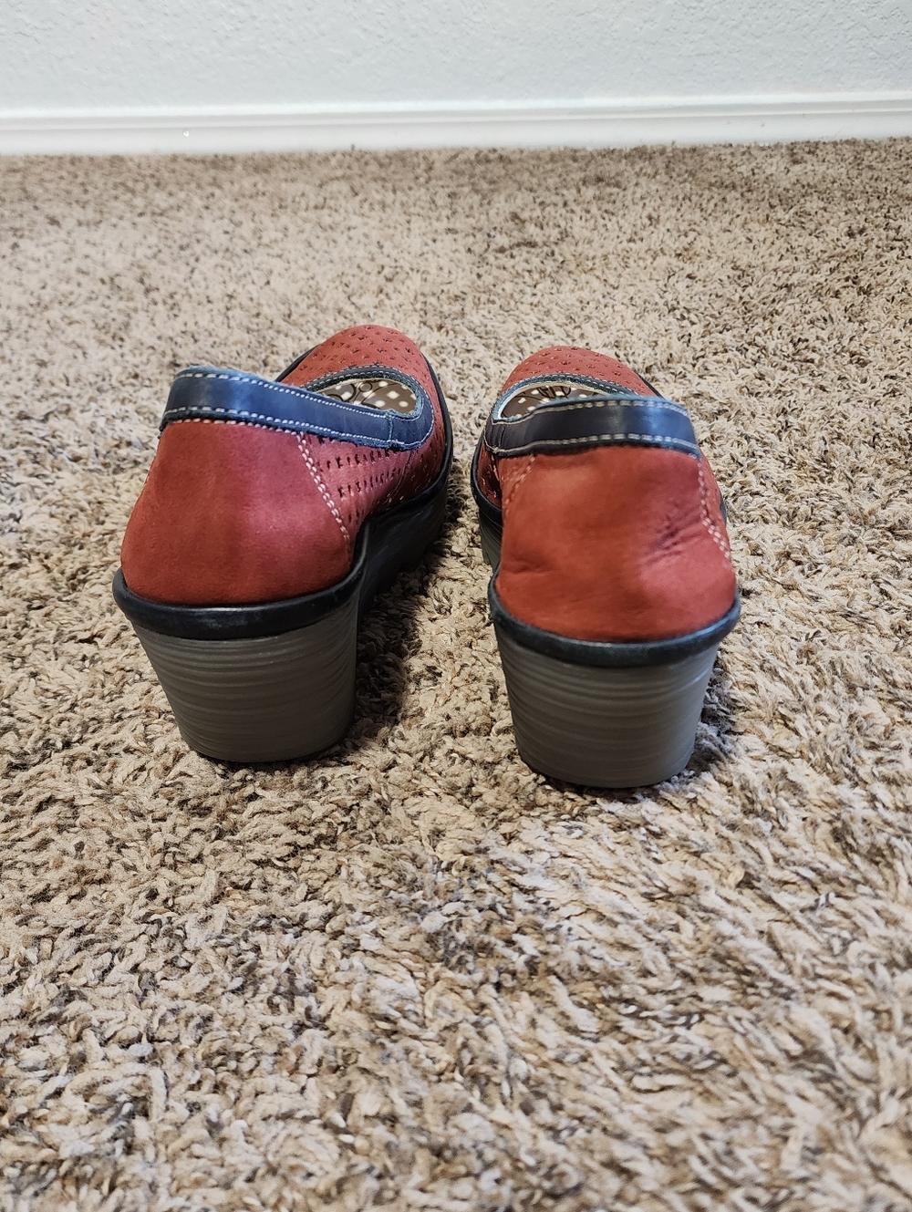 Fly London Yika Perforated Leather Wedge Sandals Women's Size 42 10.5US Red New - Picture 3 of 11